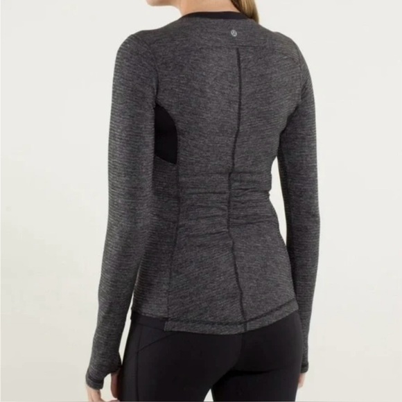 Lululemon | Base Runner Long Sleeve Heathered Black/Black Top - Picture 2 of 6